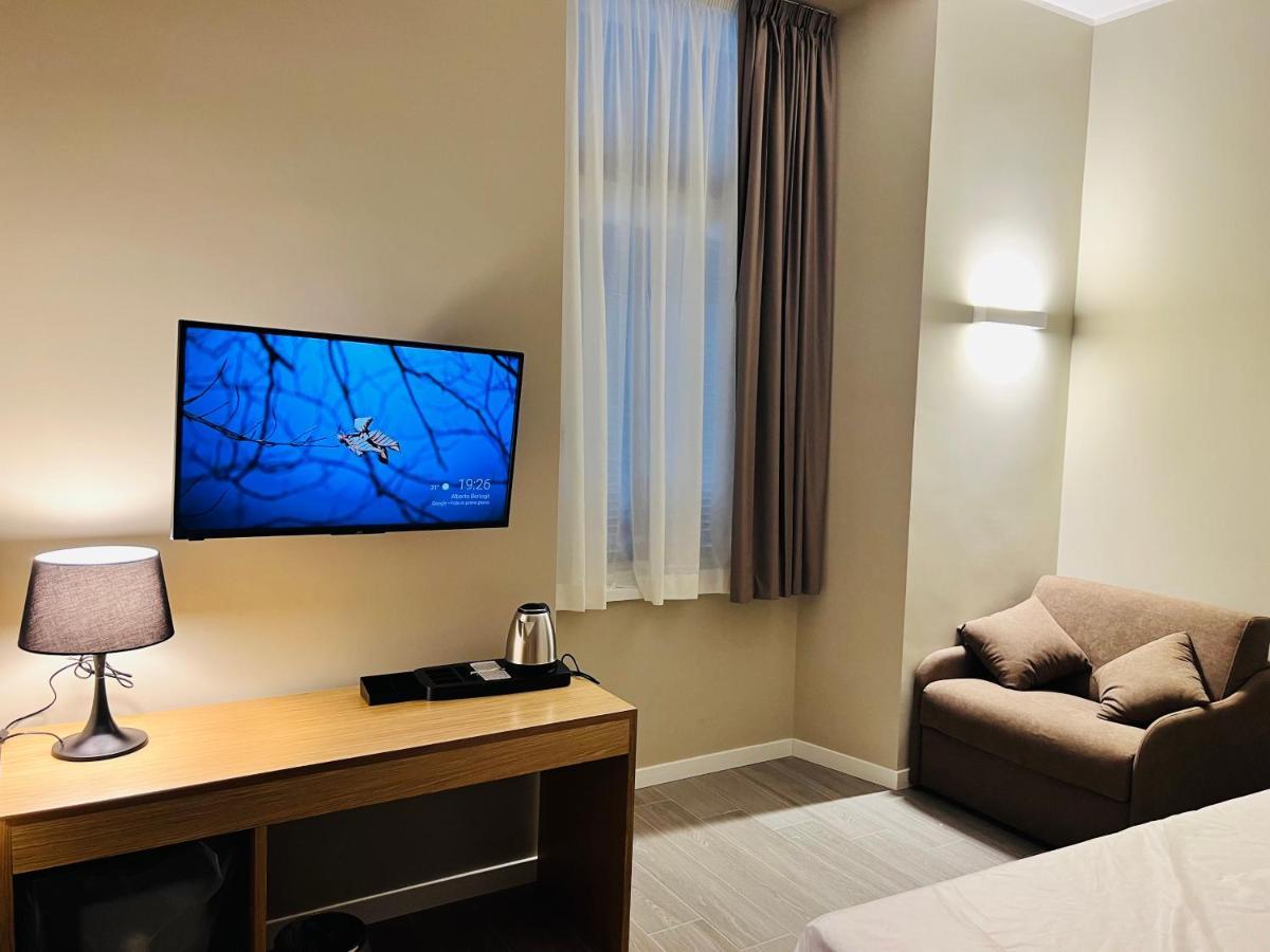 ホテル Residenza 62 ローマ エクステリア 写真